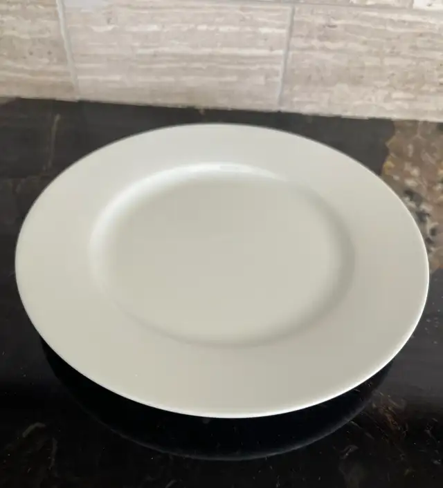 48-Piece White Porcelain Dinnerware Set – 12 Place Settings - Photo 5