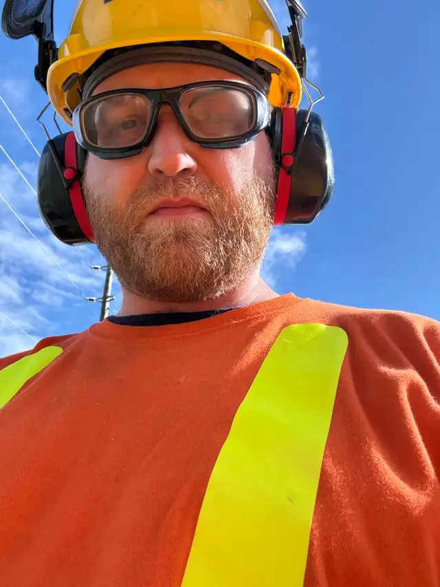 Experienced DZ Driver looking for Evening/Weekend Work