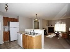 2 BedROM 2 FullBath Condo-Near Somerset C-Train Station For Rent