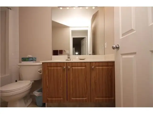 2 BedROM 2 FullBath Condo-Near Somerset C-Train Station For Rent - Photo 6