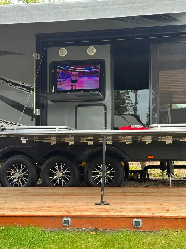 All inclusive Trailer and seasonal Rv Lot , fully upgraded - Photo 6