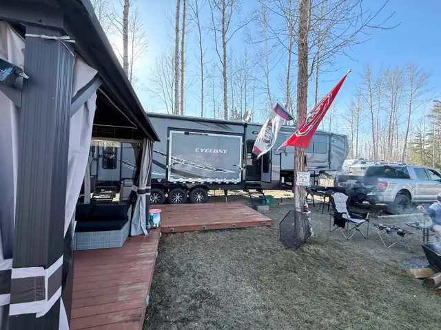 All inclusive Trailer and seasonal Rv Lot , fully upgraded - Photo 7