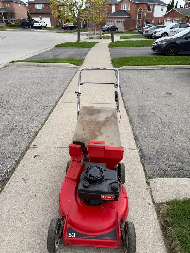 Toro Lawn Mower with Bag - Photo 3