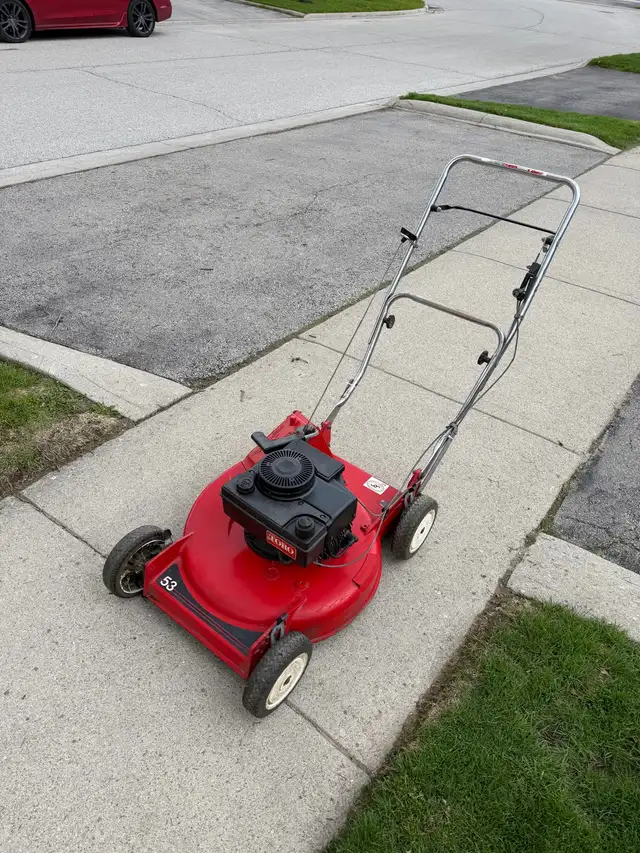 Toro Lawn Mower with Bag - Photo 5