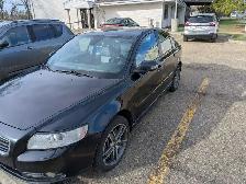 2010 Volvo S40 T5 turbo AWD 6 speed standard - Photo 4