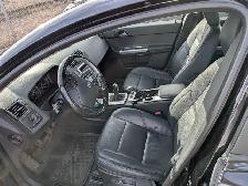 2010 Volvo S40 T5 turbo AWD 6 speed standard - Photo 8