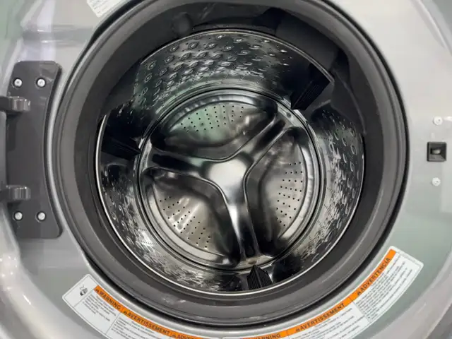Premium Whirlpool Washer WFW8620HC2 (W7371) - Photo 3