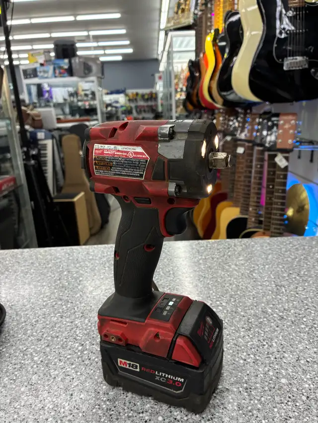 Milwaukee 2854 M18 Wrench - Photo 3