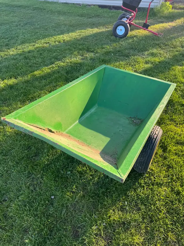 Garden Tractor Dump Wagon - Photo 4
