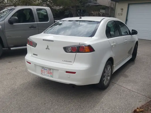 2015 Mitsubushi Lancer - Photo 3