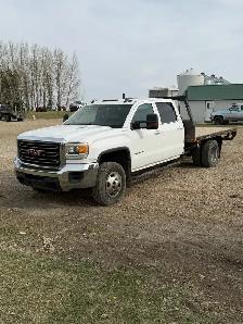 2015 GMC Sierra SLT Duramax Dually