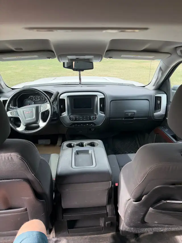 2015 GMC Sierra SLT Duramax Dually - Photo 9