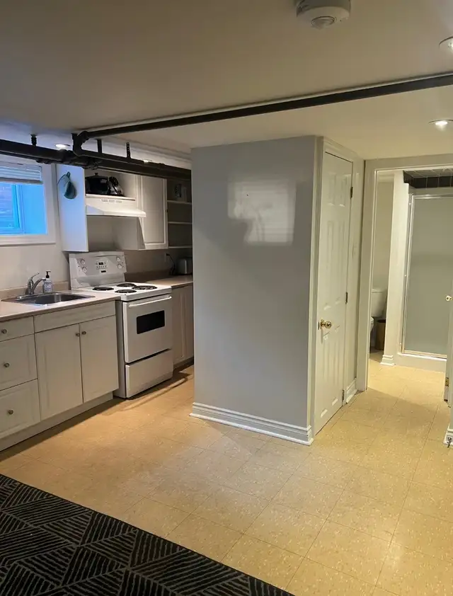 Basement Apartment for Rent in Bloor West Village - Photo 5