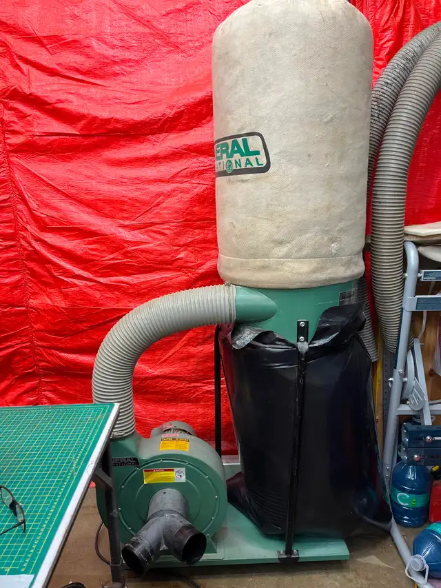 Dust collector