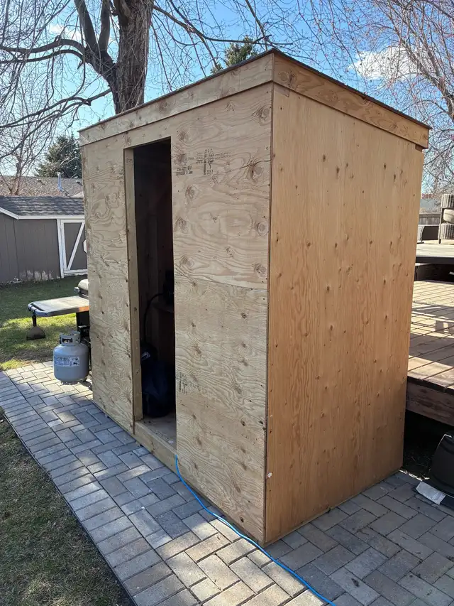 Smoke shack/storage shed