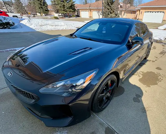 2018 Kia Stinger GT - Photo 2