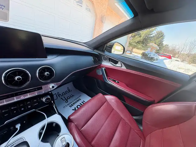 2018 Kia Stinger GT - Photo 8