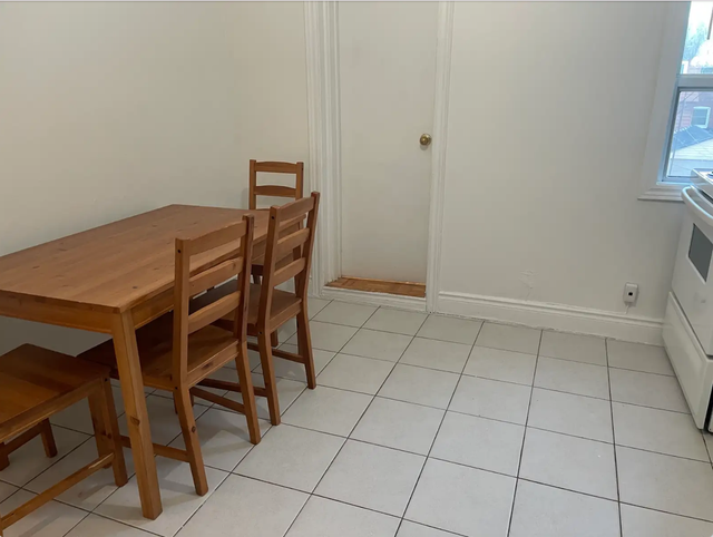 2 Bedroom Apartment Bloorcourt Village - Photo 2
