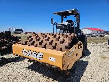 2019 Case SV212D Padfoot Compactor - Photo 2