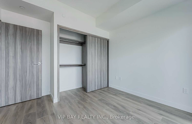 1 bedroom Condo for rent in North York - Photo 4