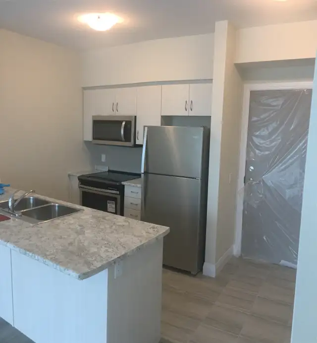 Quiet Side- Large Condo Patio