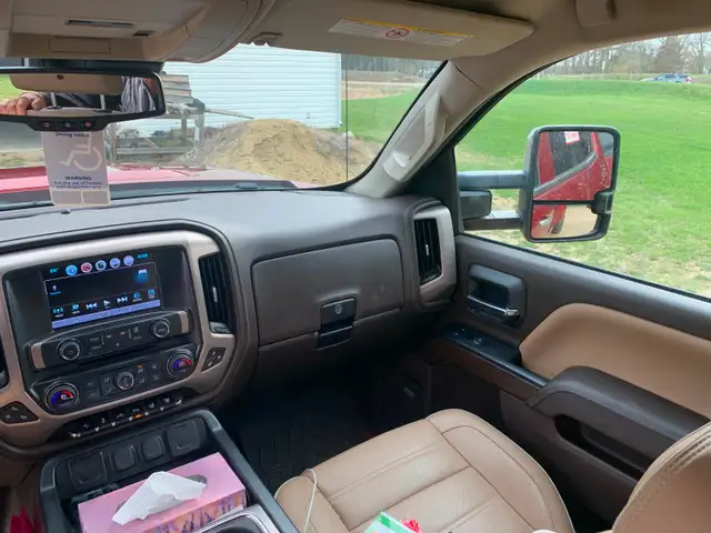 2018 GMC Denali Dually Diesel for Sale - Photo 8