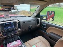 2018 GMC Denali Dually Diesel for Sale - Photo 8