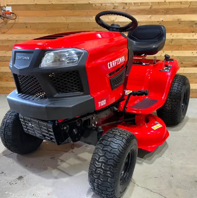 Craftsman T100 Riding Mower