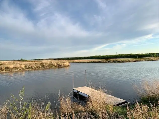 FLOOD PROOF WATERFRONT BUILDING LOTS FOR SALE - Photo 10