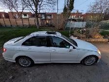 2009 Mercedes Benz C250 Luxury | Clean | No Accidents | AWD | Fu - Photo 4
