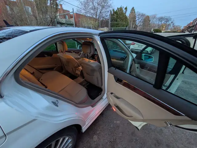 2009 Mercedes Benz C250 Luxury | Clean | No Accidents | AWD | Fu - Photo 8