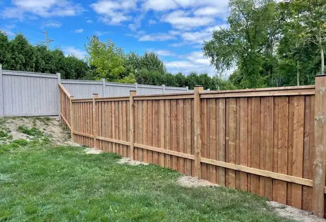 hiring now - fence installers