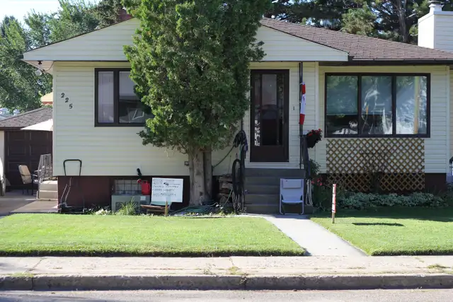 House share. (basement suite) $795.00/month