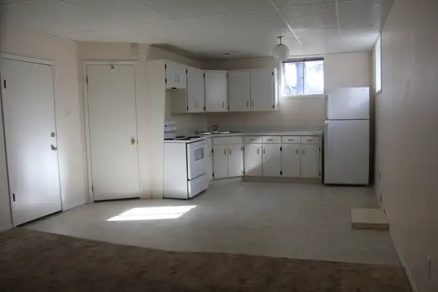 House share. (basement suite) $795.00/month - Photo 5