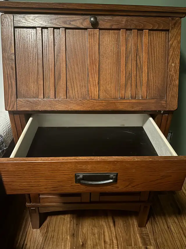 Vintage Desk - Photo 3