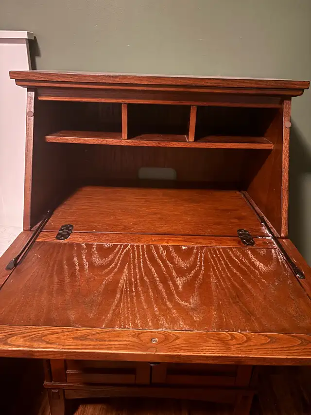 Vintage Desk - Photo 4