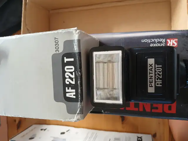 Camera Equipment - Photo 4
