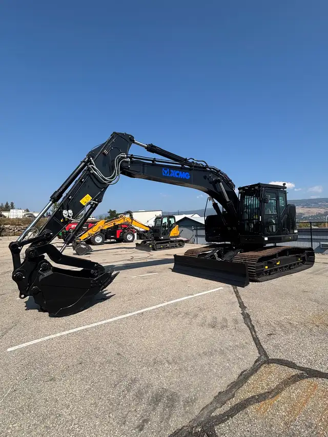 2025 XE235UCR Excavator For Rent - Photo 4