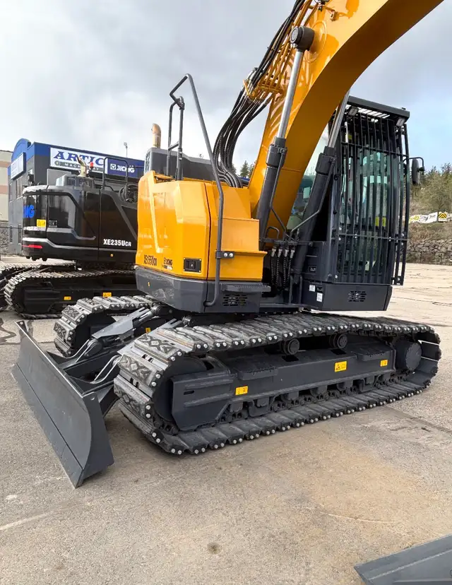2024 XE155UCR Excavator for Rent - Photo 7