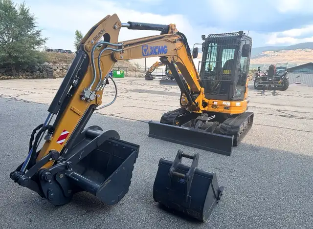 2024 XE55U Mini Excavator for Rent - Photo 3