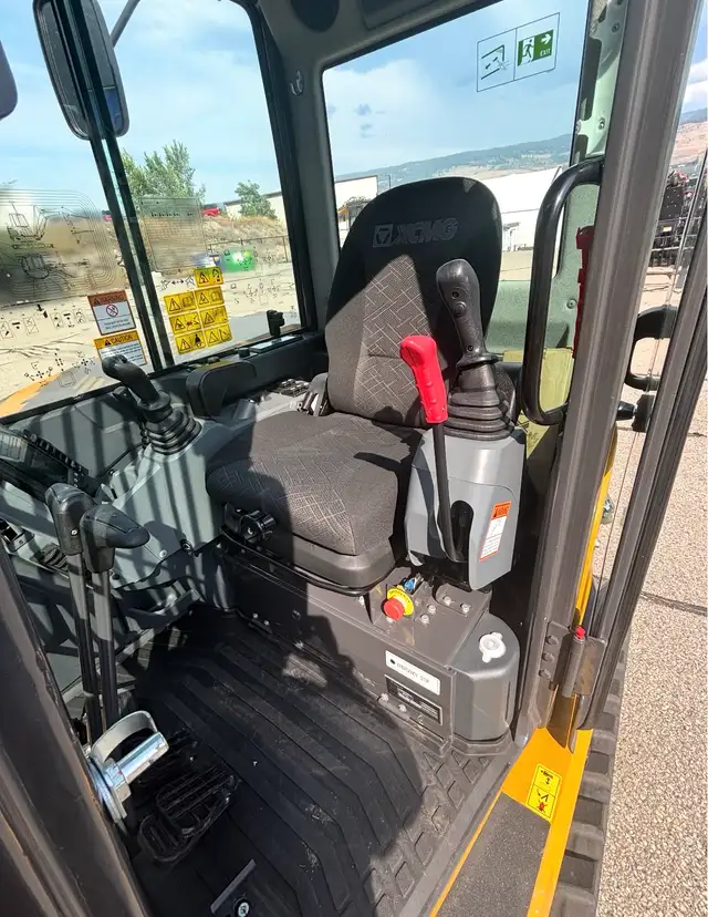 2024 XE55U Mini Excavator for Rent - Photo 9