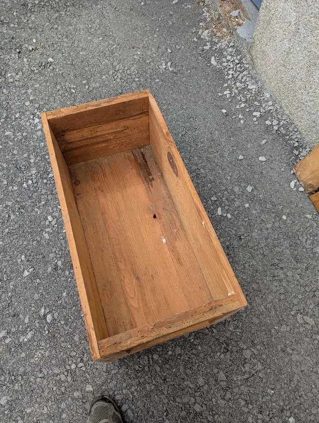 OLD BOÎTE BOIS