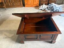 Free delivery used Wooden Coffee Table with Storage - Photo 7