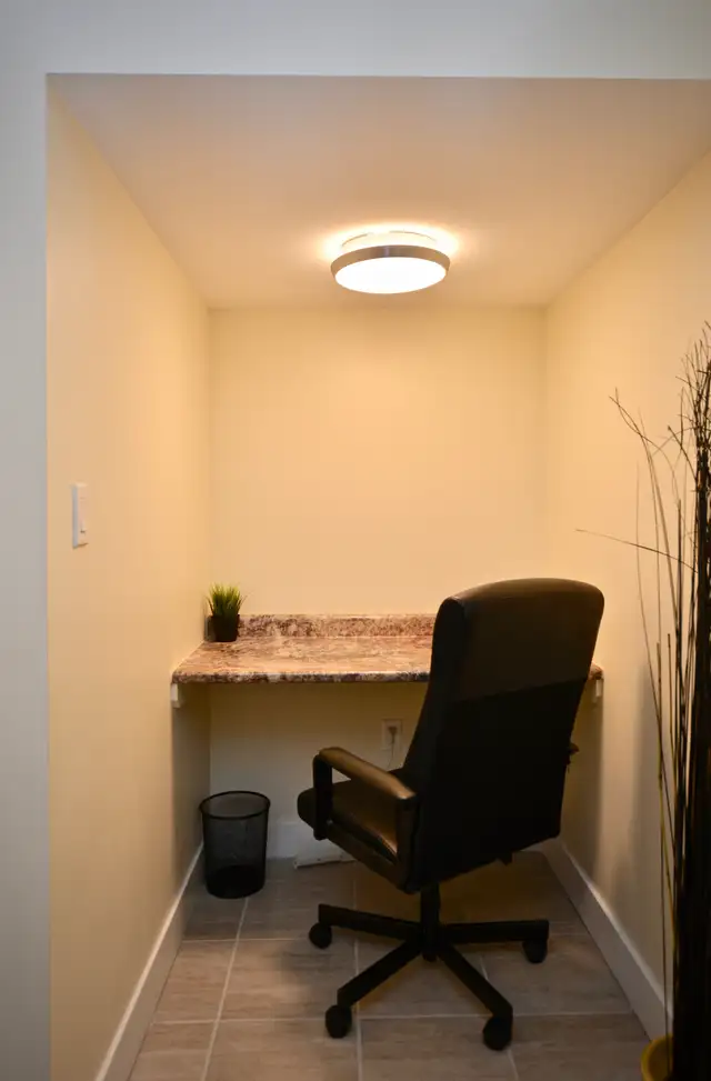 Fully Furnished 2 Bed Suite For Rent in Drayton Valley - Photo 9