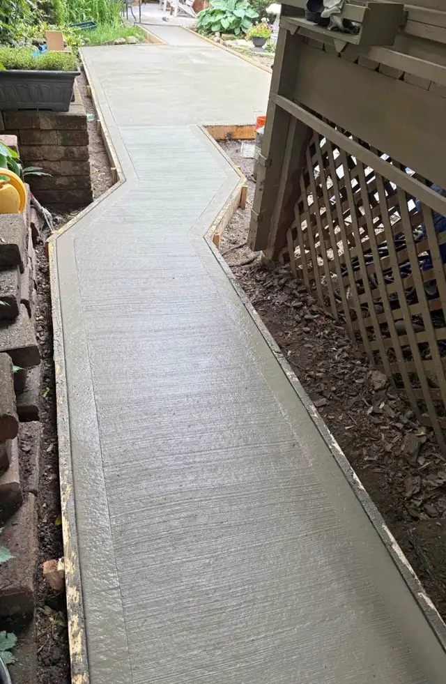 interlock  - concrete  - gazebo assembly - Photo 8