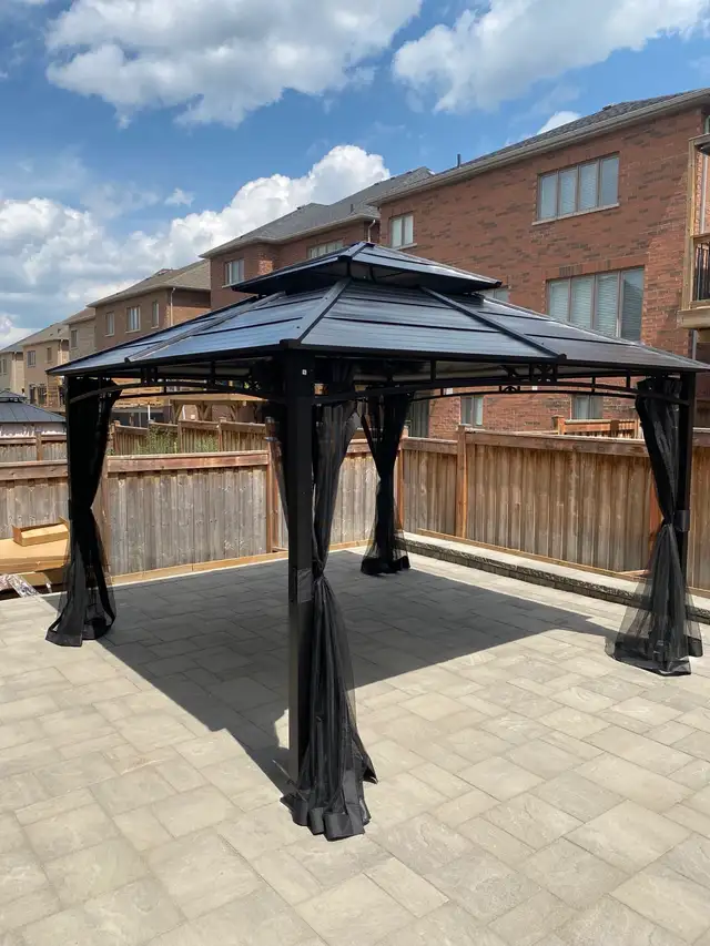 interlock  - concrete  - gazebo assembly - Photo 9