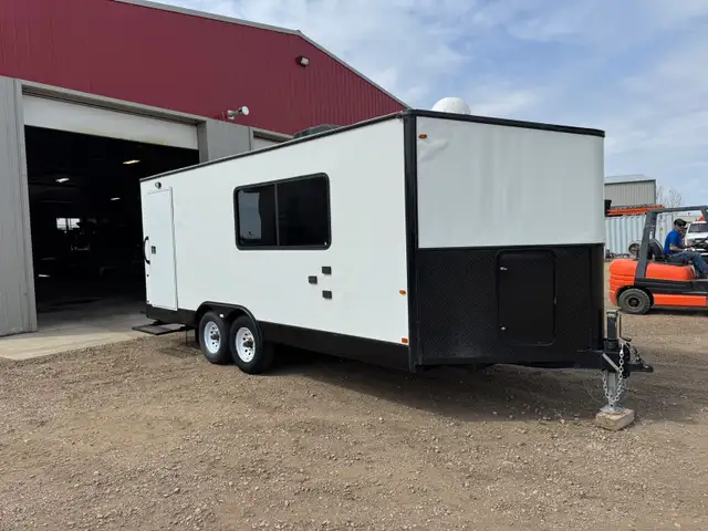 2014 office Trailer
