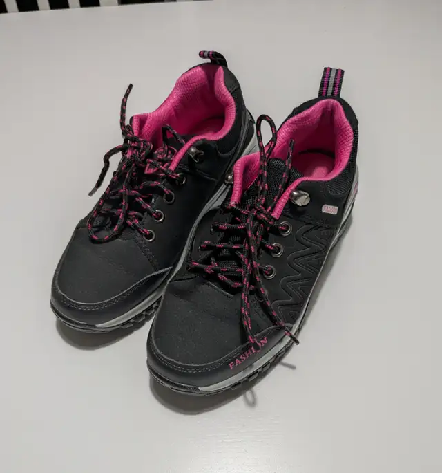 Womens shoes - Photo 3