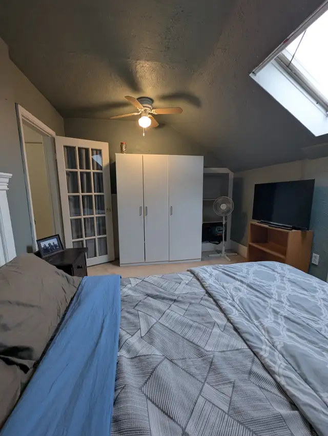 1 bedroom in exclusive S.E. Oakville - Photo 5