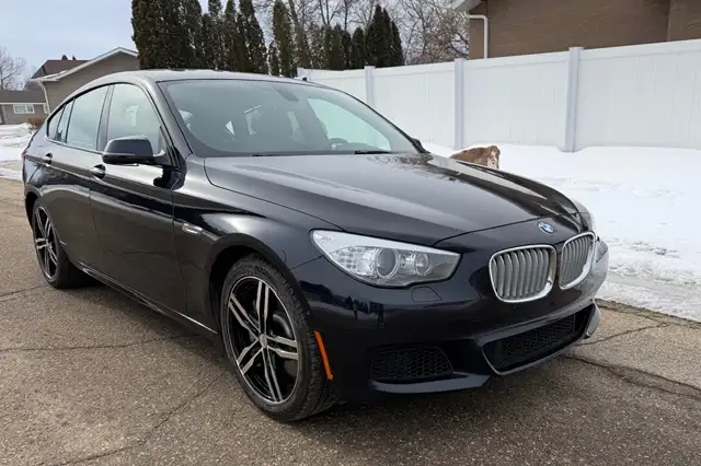 2015 BMW GRAN TURISMO 550i xDrive 4dr Hatchback AWD - Photo 9